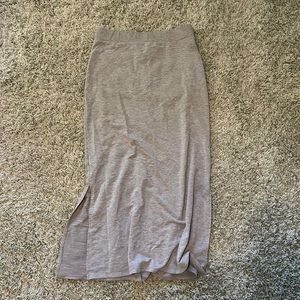 BOGO 💫 Motherhood Maternity Maxi Skirt